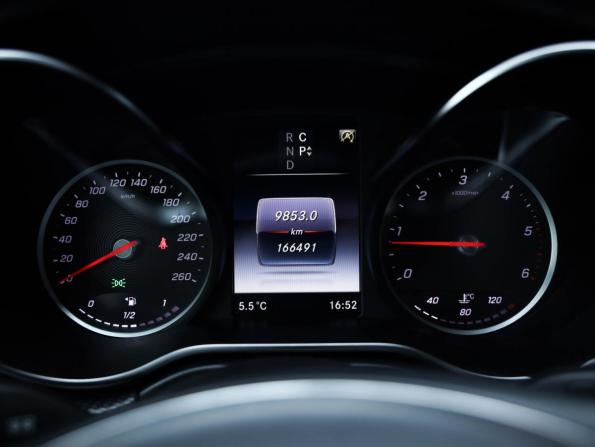 Mercedes-Benz V-Класс III (W447) Рестайлинг с пробегом 2020 года, цена 4 999 000 рублей, 166489 км, минивэн, Автокод Объявления