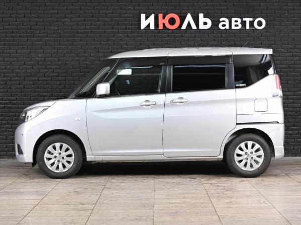 Suzuki Solio III с пробегом 2018 года, цена 1 020 000 рублей, 88041 км, минивэн, Автокод Объявления