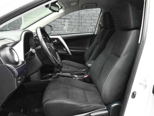 Toyota RAV4 IV (XA40) Рестайлинг с пробегом 2018 года, цена 2 900 000 рублей, 137731 км, внедорожник, Автокод Объявления