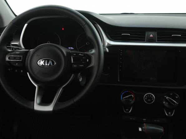 Kia Rio IV Рестайлинг с пробегом 2021 года, цена 1 722 000 рублей, 46700 км, хэтчбек, Автокод Объявления
