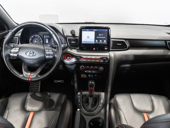 Hyundai Veloster II с пробегом 2019 года, цена 2 270 000 рублей, 71986 км, хэтчбек, Автокод Объявления