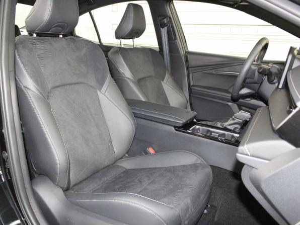 Toyota Camry IX (XV80) China Market с пробегом 2026 года, цена 4 600 000 рублей, 50 км, седан, Автокод Объявления