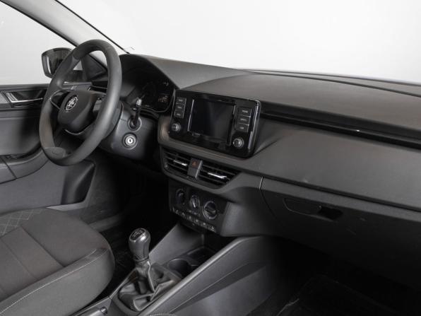 Skoda Rapid II с пробегом 2021 года, цена 1 633 900 рублей, 65534 км, лифтбек, Автокод Объявления