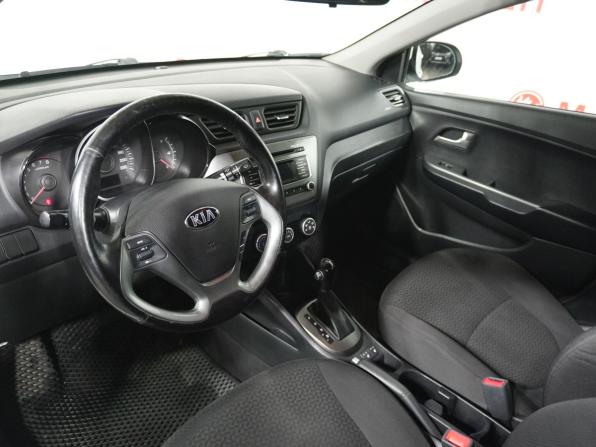 Kia Rio III Рестайлинг с пробегом 2017 года, цена 899 000 рублей, 184133 км, седан, Автокод Объявления