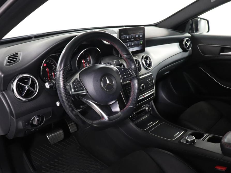 Mercedes-Benz GLA I (X156) Рестайлинг Москва  - изображение 13