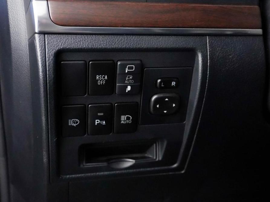 Toyota Land Cruiser 200 Series Рестайлинг 2 Москва  - изображение 20