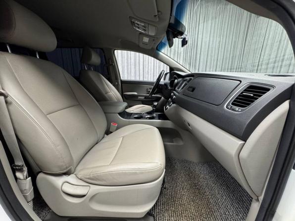 Kia Carnival III с пробегом 2019 года, цена 2 850 000 рублей, 165226 км, минивэн, Автокод Объявления