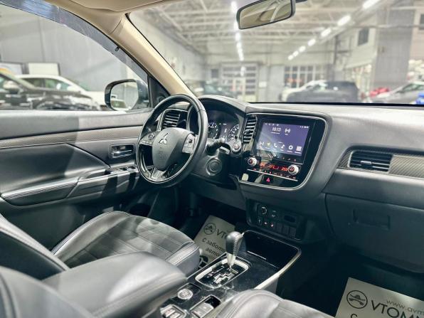 Mitsubishi Outlander III Рестайлинг 3 с пробегом 2022 года, цена 2 370 000 рублей, 147409 км, внедорожник, Автокод Объявления