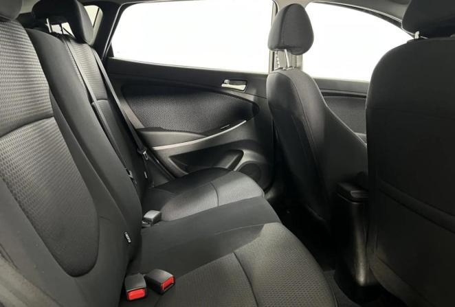 Hyundai Solaris I с пробегом 2014 года, цена 1 350 000 рублей, 17852 км, хэтчбек, Автокод Объявления