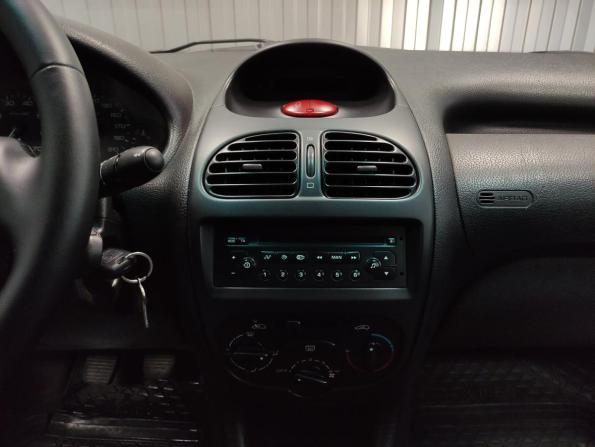 Peugeot 206 с пробегом 2008 года, цена 295 000 рублей, 133000 км, седан, Автокод Объявления