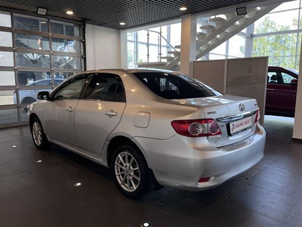 Toyota Corolla X (E140 E150) Рестайлинг с пробегом 2011 года, цена 680 000 рублей, 374920 км, седан, Автокод Объявления
