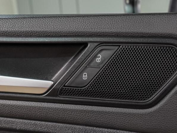 Volkswagen Tiguan II с пробегом 2020 года, цена 2 279 000 рублей, 50944 км, внедорожник, Автокод Объявления