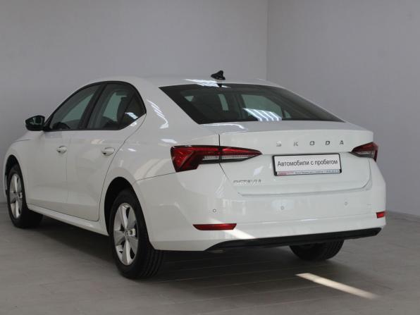 Skoda Octavia IV (A8) с пробегом 2021 года, цена 2 689 900 рублей, 33209 км, лифтбек, Автокод Объявления