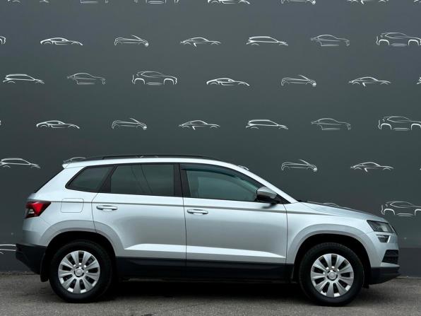 Skoda Karoq I с пробегом 2022 года, цена 2 257 600 рублей, 100882 км, внедорожник, Автокод Объявления