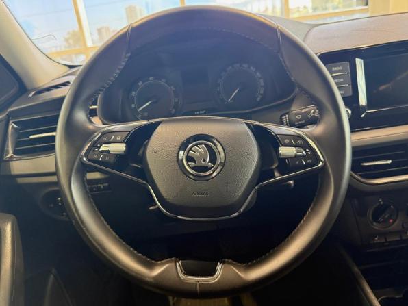 Skoda Rapid II с пробегом 2021 года, цена 1 447 000 рублей, 80000 км, лифтбек, Автокод Объявления