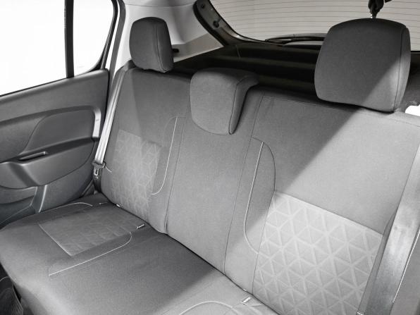 Renault Sandero II с пробегом 2015 года, цена 1 095 000 рублей, 80344 км, хэтчбек, Автокод Объявления
