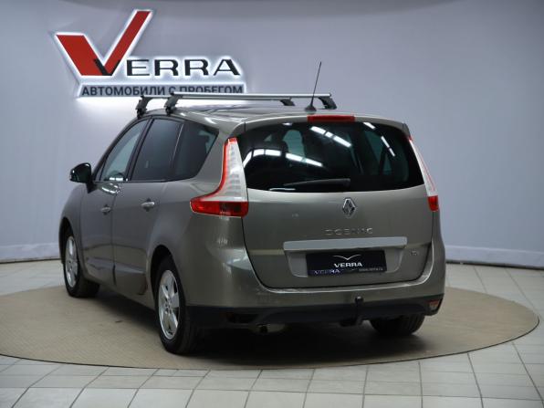 Renault Scenic III с пробегом 2009 года, цена 790 000 рублей, 267709 км, компактвэн, Автокод Объявления