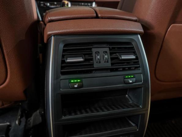 BMW 5 серии VI (F10/F11/F07) Рестайлинг с пробегом 2016 года, цена 2 449 000 рублей, 197658 км, лифтбек, Автокод Объявления