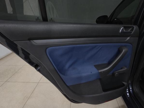 Volkswagen Golf V с пробегом 2007 года, цена 540 000 рублей, 284519 км, хэтчбек, Автокод Объявления