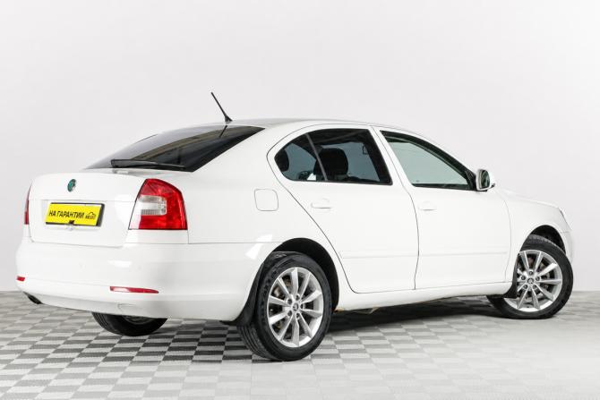 Skoda Octavia II (A5) Рестайлинг с пробегом 2012 года, цена 1 119 000 рублей, 274000 км, лифтбек, Автокод Объявления