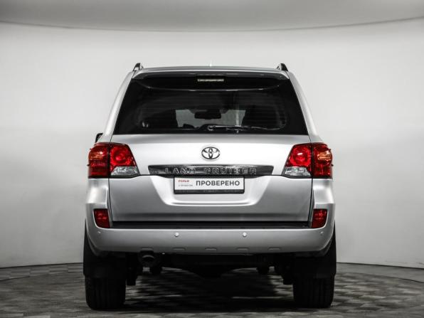 Toyota Land Cruiser 200 Series Рестайлинг 1 с пробегом 2014 года, цена 2 749 000 рублей, 579639 км, внедорожник, Автокод Объявления
