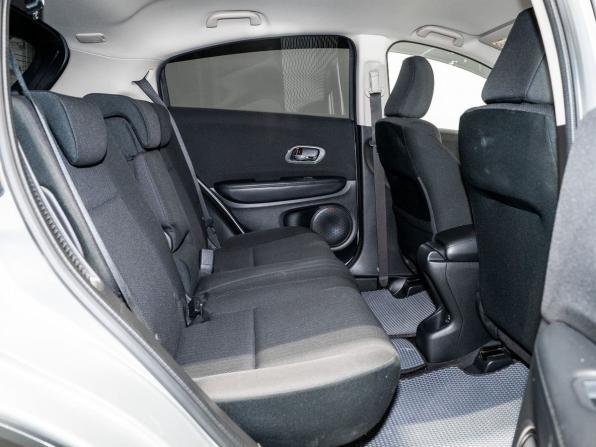 Honda Vezel I с пробегом 2014 года, цена 1 560 000 рублей, 112200 км, внедорожник, Автокод Объявления