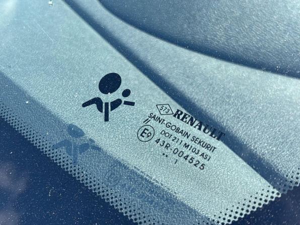 Renault Megane III Рестайлинг с пробегом 2012 года, цена 582 000 рублей, 199000 км, хэтчбек, Автокод Объявления