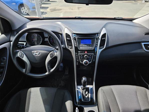 Hyundai i30 II Рестайлинг с пробегом 2015 года, цена 1 299 995 рублей, 90500 км, хэтчбек, Автокод Объявления
