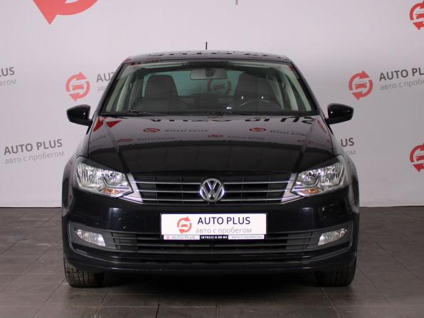 Volkswagen Polo V Рестайлинг с пробегом 2019 года, цена 1 369 000 рублей, 124900 км, седан, Автокод Объявления