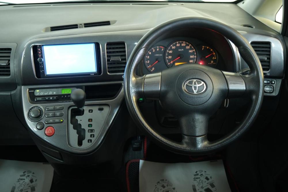 Toyota Wish I Омск  - изображение 10