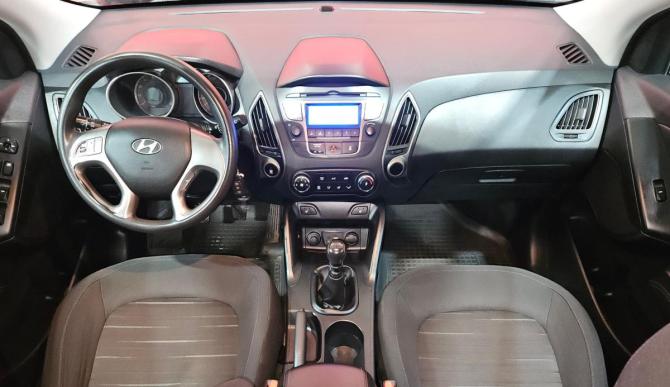 Hyundai ix35 I Рестайлинг с пробегом 2015 года, цена 1 329 000 рублей, 125484 км, внедорожник, Автокод Объявления