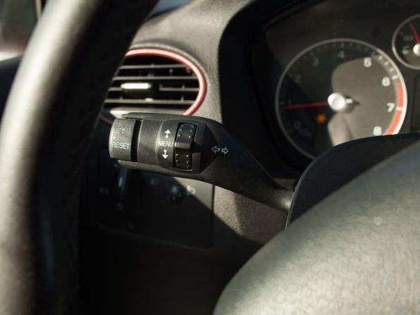 Ford Focus II с пробегом 2006 года, цена 420 000 рублей, 259952 км, хэтчбек, Автокод Объявления