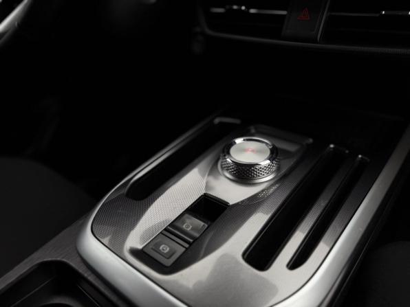 Haval Jolion I Рестайлинг с пробегом 2024 года, цена 2 230 000 рублей, 6795 км, внедорожник, Автокод Объявления
