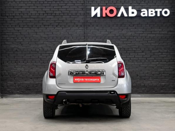 Renault Duster I Рестайлинг с пробегом 2015 года, цена 1 150 000 рублей, 120502 км, внедорожник, Автокод Объявления