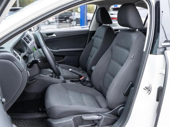 Volkswagen Jetta VI с пробегом 2014 года, цена 812 200 рублей, 171861 км, седан, Автокод Объявления