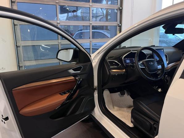 Lada (ВАЗ) Vesta I Рестайлинг (NG) с пробегом 2024 года, цена 1 745 000 рублей, 44950 км, универсал, Автокод Объявления