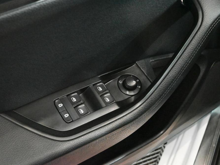 Skoda Superb III Рестайлинг Екатеринбург  - изображение 15