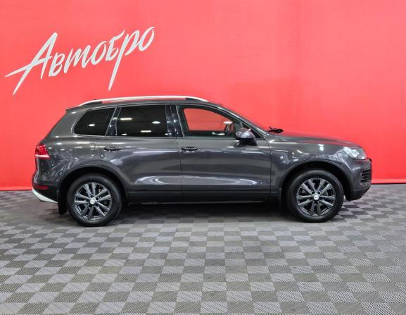 Volkswagen Touareg II с пробегом 2011 года, цена 1 550 000 рублей, 233596 км, внедорожник, Автокод Объявления