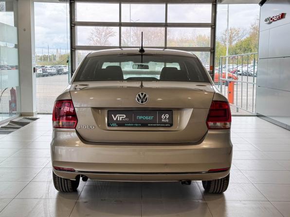 Volkswagen Polo V Рестайлинг с пробегом 2017 года, цена 1 185 000 рублей, 115245 км, седан, Автокод Объявления