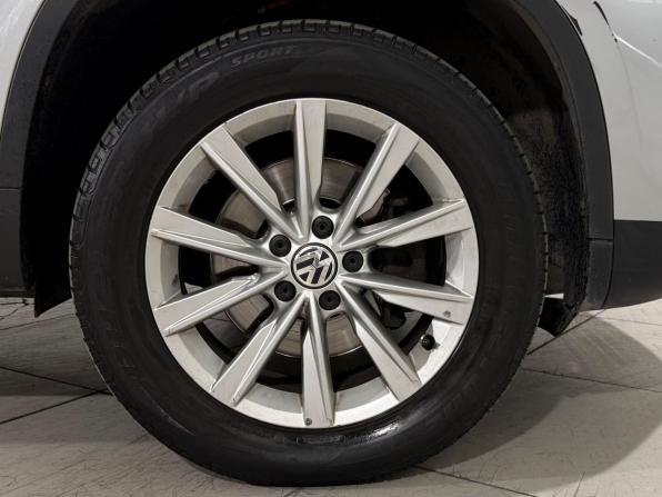 Volkswagen Tiguan I Рестайлинг с пробегом 2011 года, цена 1 649 800 рублей, 110000 км, внедорожник, Автокод Объявления