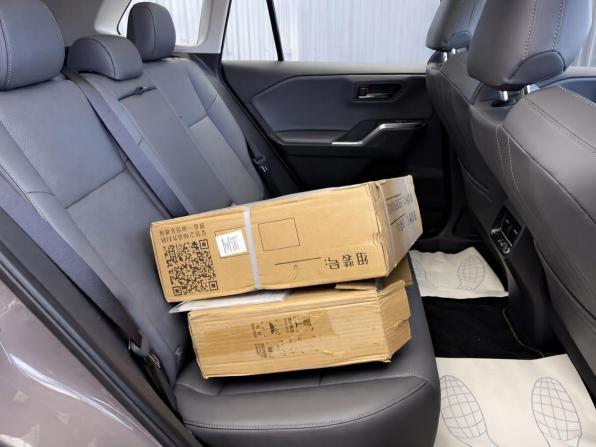 Toyota RAV4 V (XA50) с пробегом 2025 года, цена 3 877 000 рублей, 15000 км, внедорожник, Автокод Объявления
