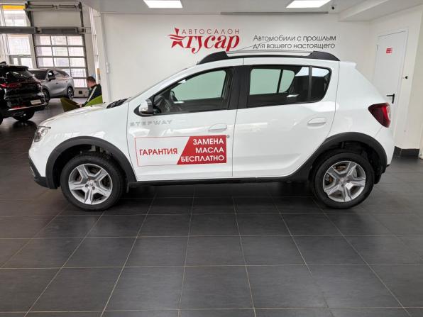Renault Sandero II Рестайлинг с пробегом 2019 года, цена 1 118 000 рублей, 105072 км, хэтчбек, Автокод Объявления