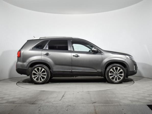 Kia Sorento II Рестайлинг с пробегом 2014 года, цена 1 127 900 рублей, 371778 км, внедорожник, Автокод Объявления