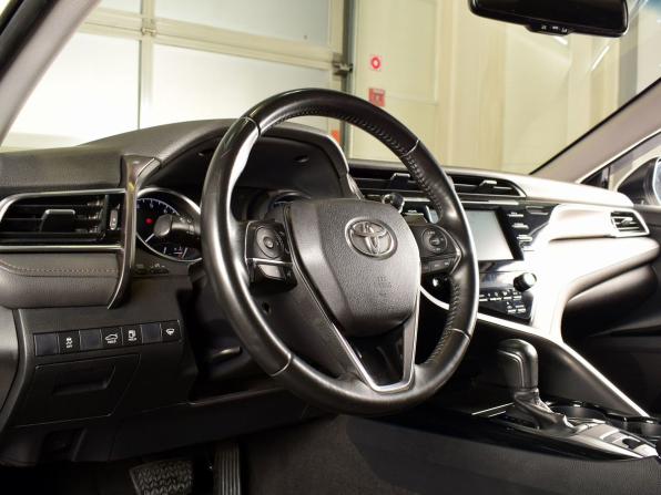 Toyota Camry VIII (XV70) с пробегом 2020 года, цена 2 564 995 рублей, 73272 км, седан, Автокод Объявления
