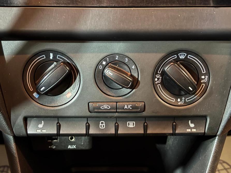 Skoda Rapid I Октябрьский  - изображение 16