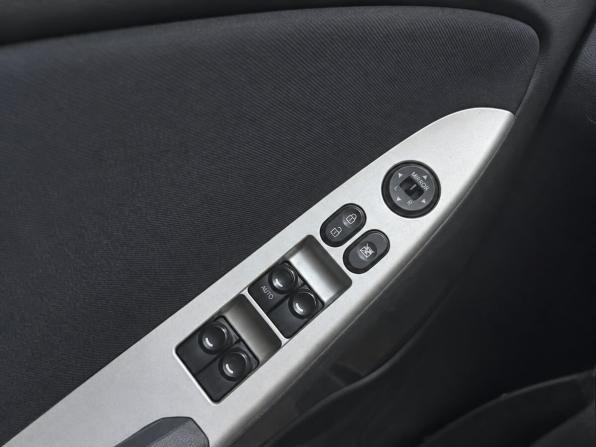 Hyundai Solaris I Рестайлинг с пробегом 2015 года, цена 1 079 000 рублей, 88907 км, седан, Автокод Объявления