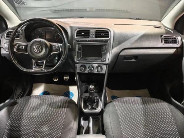 Volkswagen Polo V Рестайлинг с пробегом 2018 года, цена 1 119 000 рублей, 113772 км, седан, Автокод Объявления