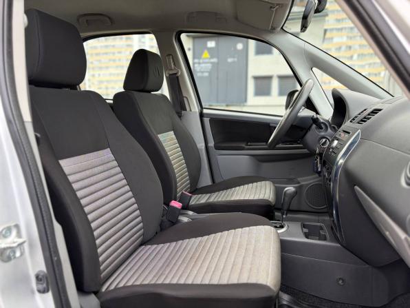 Suzuki SX4 I (Classic) Рестайлинг с пробегом 2013 года, цена 950 000 рублей, 106000 км, хэтчбек, Автокод Объявления