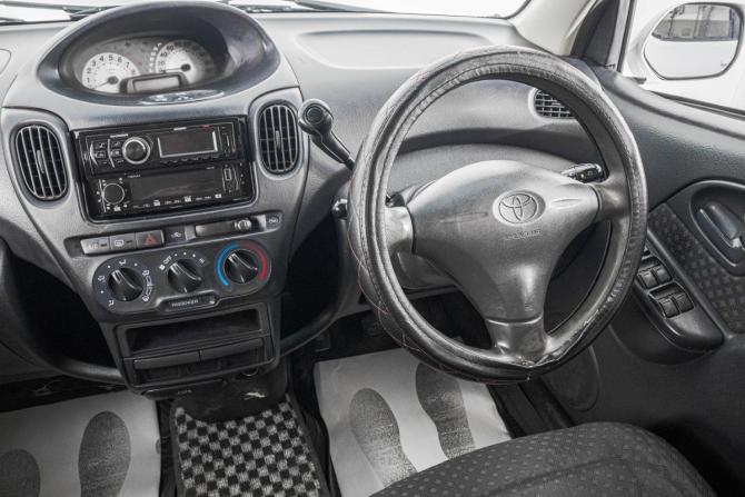 Toyota FunCargo с пробегом 2003 года, цена 329 000 рублей, 300000 км, компактвэн, Автокод Объявления