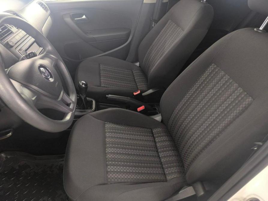 Volkswagen Polo V Рестайлинг Нижнекамск  - изображение 9